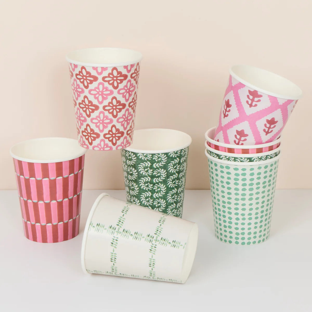 MERI MERI Christmas cups x 8