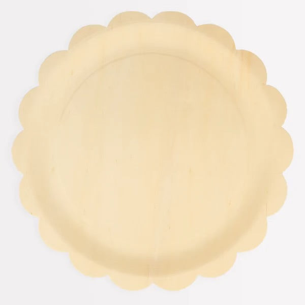 Scalloped-Edge Bamboo Plate 8in