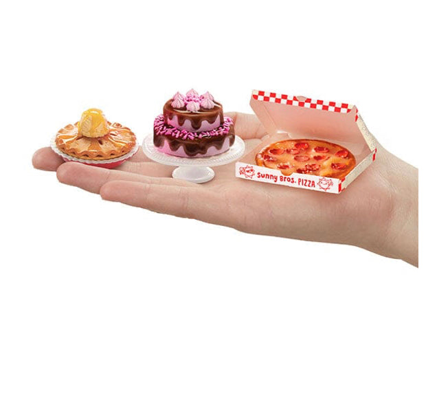 MGA's Miniverse Make It Mini Food Diner