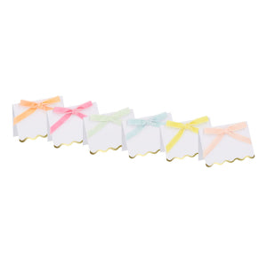 PASTEL VELVET BOW PLACECARDS|MERI MERI