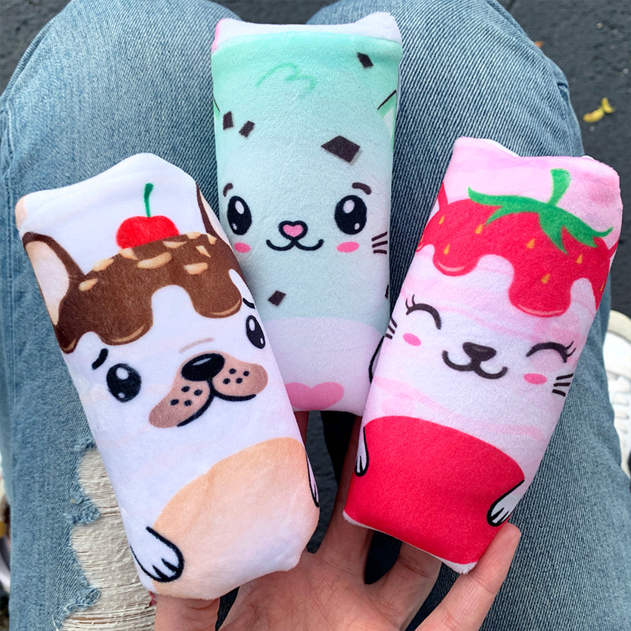 Top Trenz Plush Water Wrigglers - Ice Cream Collection