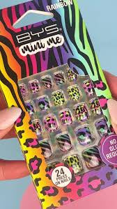 Townley girl pressed on nails - zebra