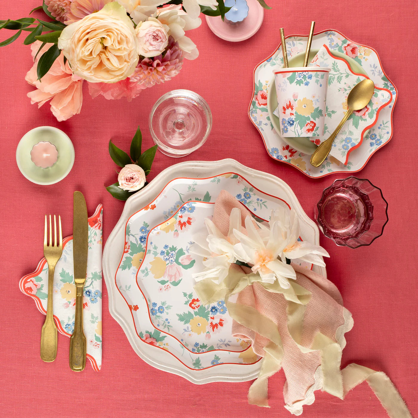 Vintage Floral Dinner Plates
