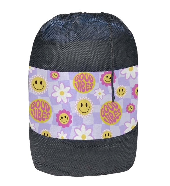 GIRLS MESH LAUNDRY BAG - CAMP 2026