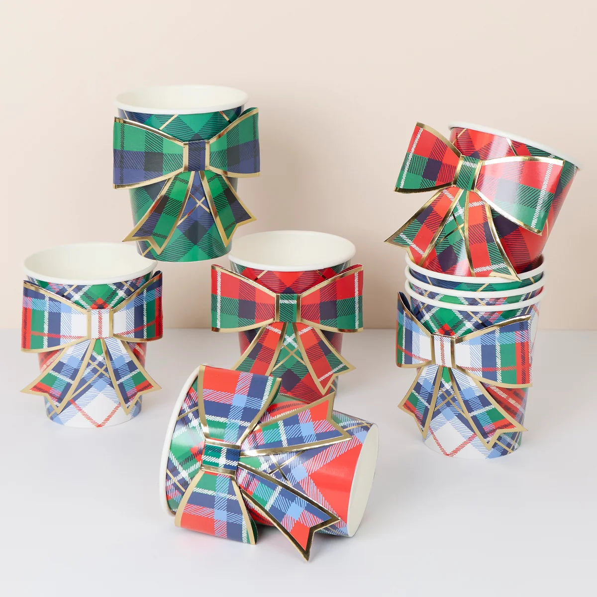 Christmas paper cups with bow 9 oz