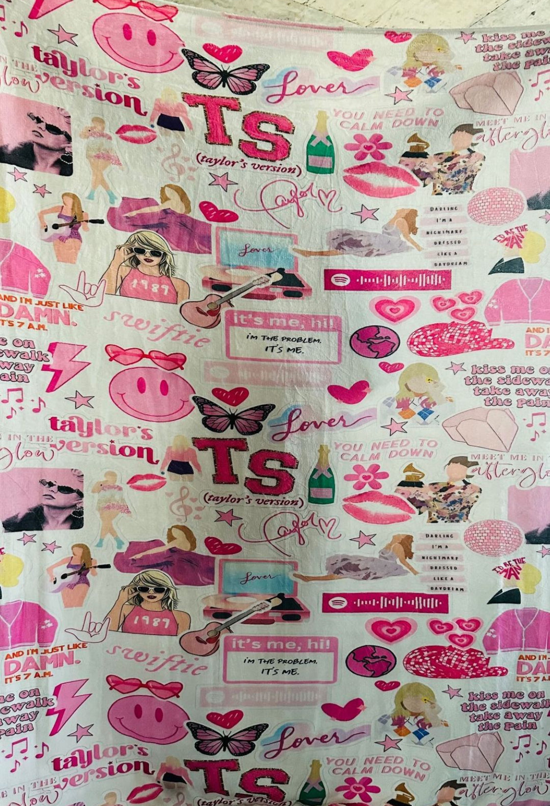 Taylor Swift Blanket