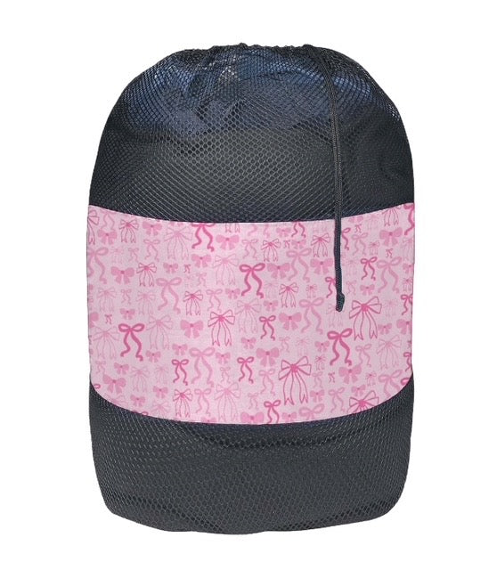GIRLS MESH LAUNDRY BAG - CAMP 2026