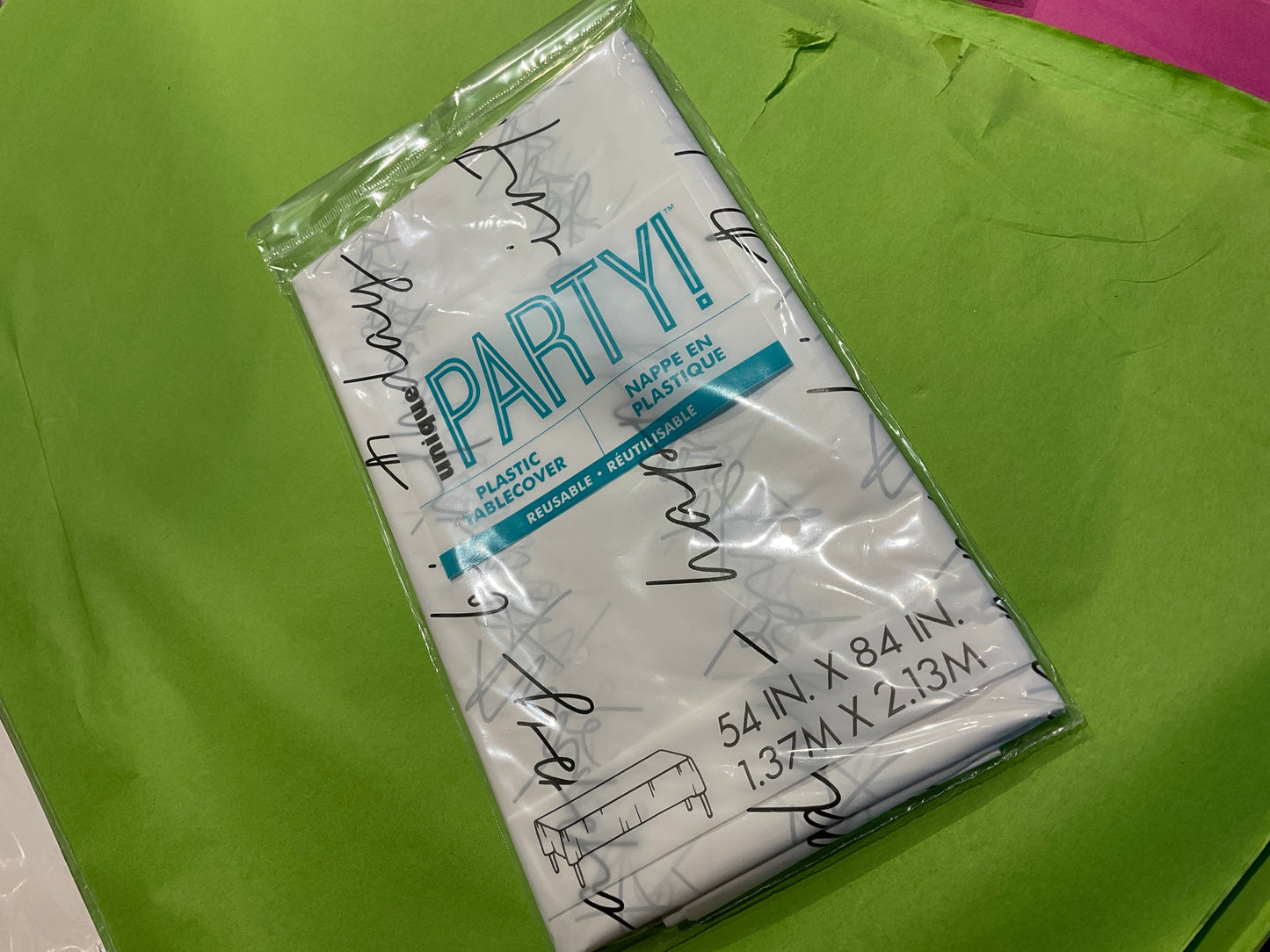 Script happy birthday table cloth