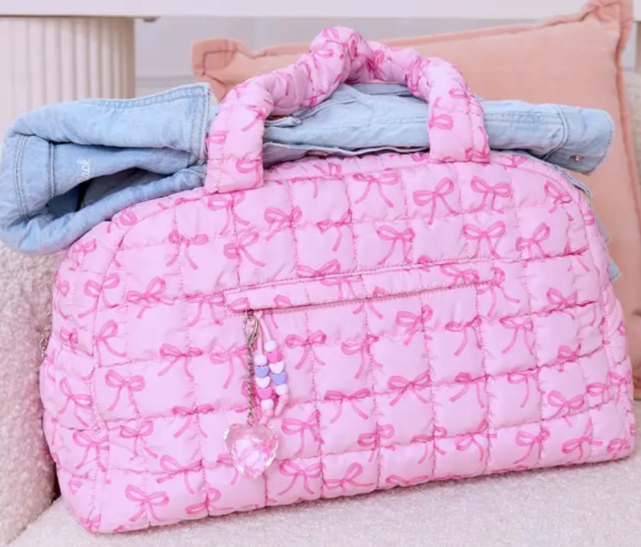 QUILTED SCRUNCHIE BOW PRINTED MEDIUM DUFFLE BAG