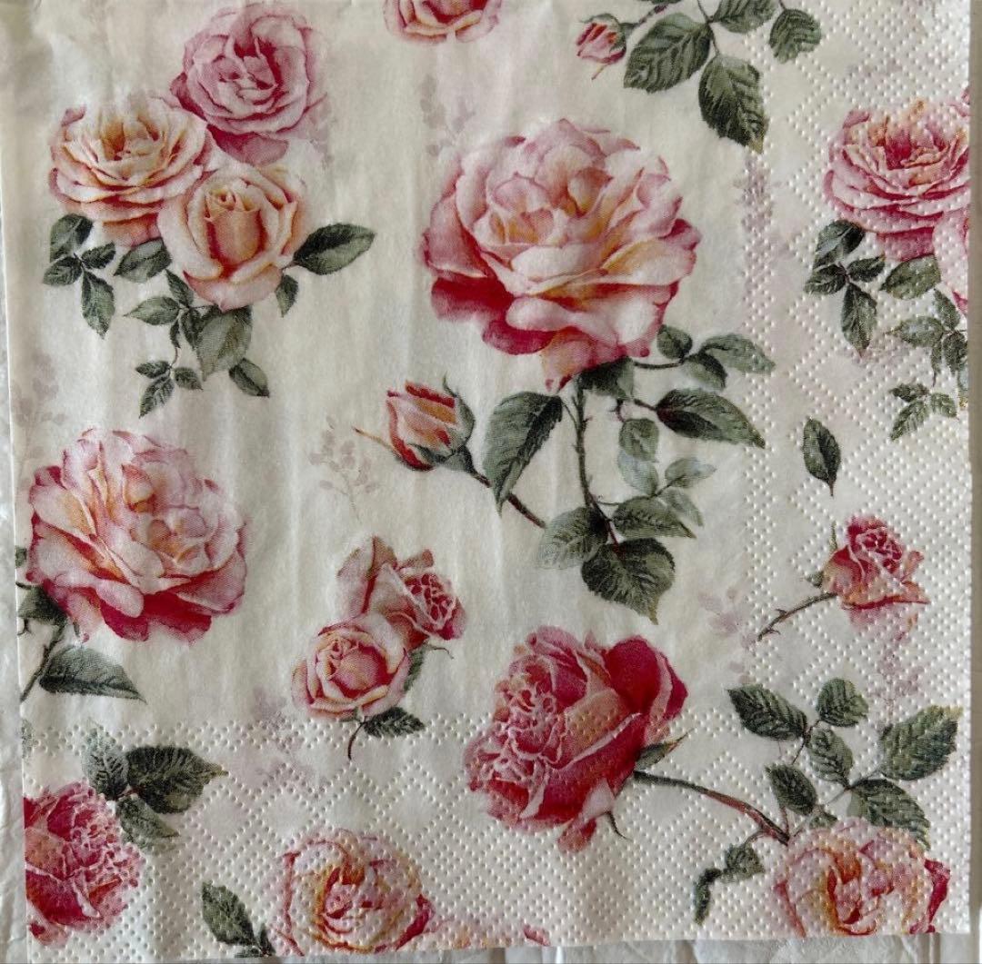 BETH CREAM COCKTAIL NAPKIN