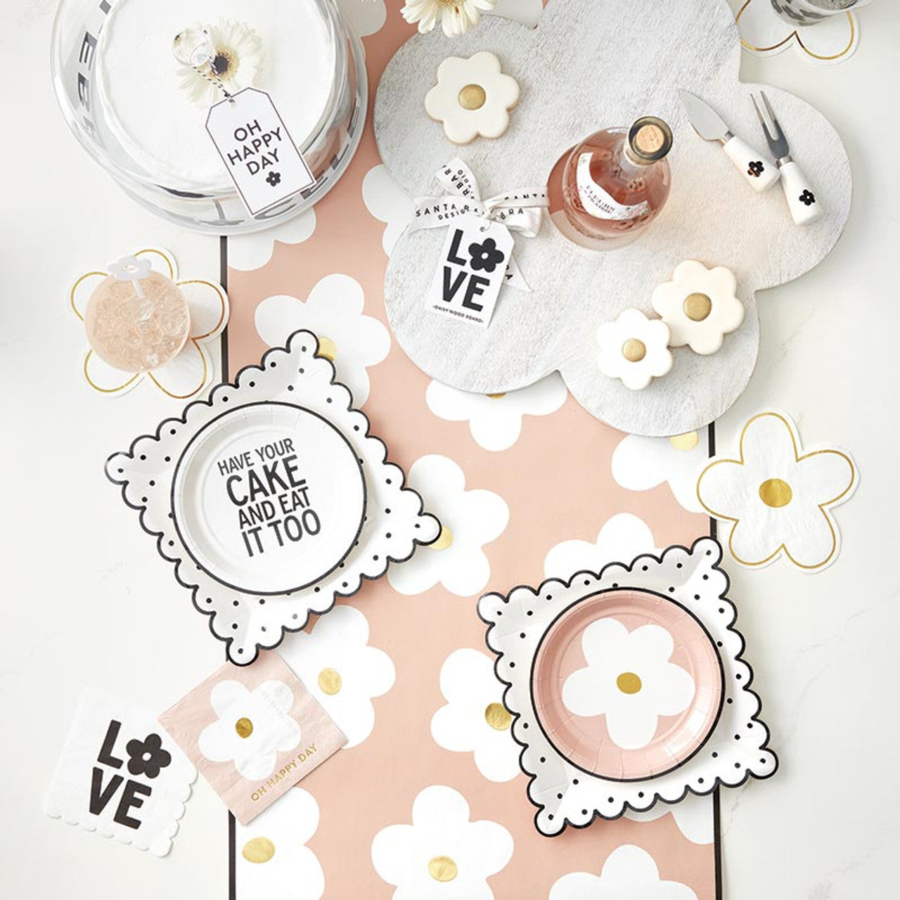 Polka Dot Scalloped Paper Plates