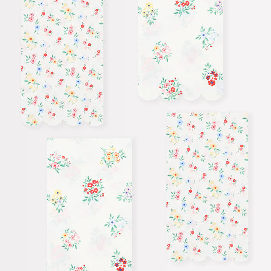 Ditsy Posy Scalloped Guest Towels